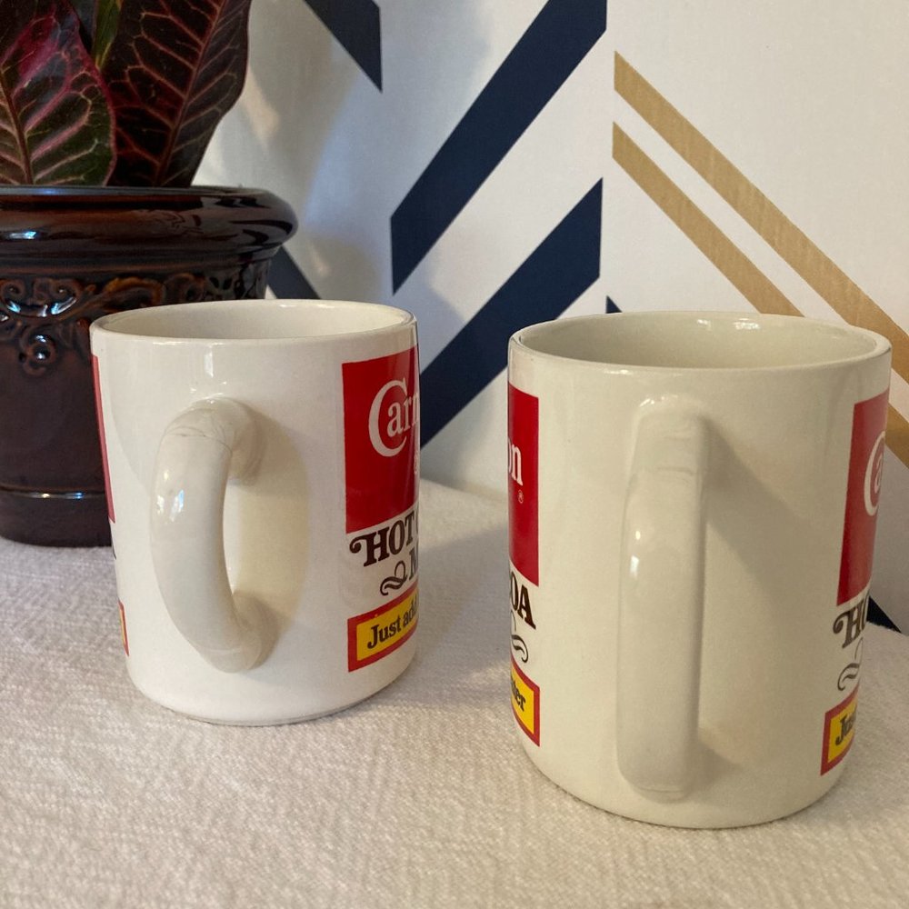 Vintage - Set of 2 – Carnation Hot Cocoa Mix - Mugs - Picture 4 of 8